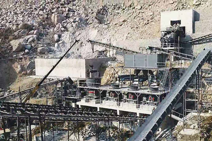 山東600-700噸/時(shí)花崗巖破碎生產(chǎn)線